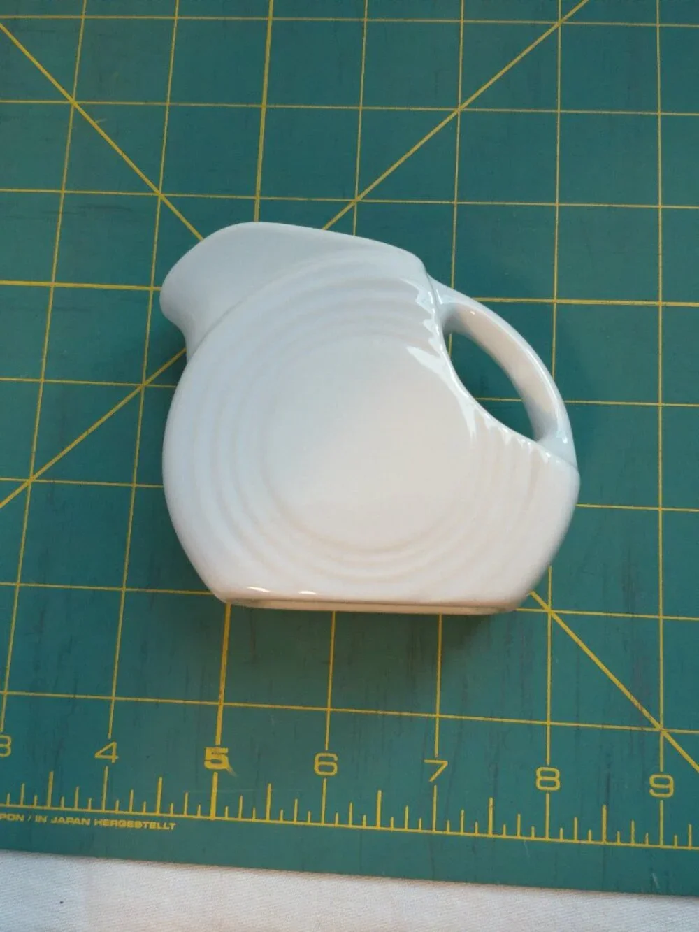 Fiesta 4 oz Smal Cream Coin Disk Pitcher White EUC